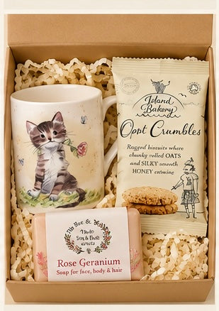 Cat with Rose Country Cuppa Gift Box